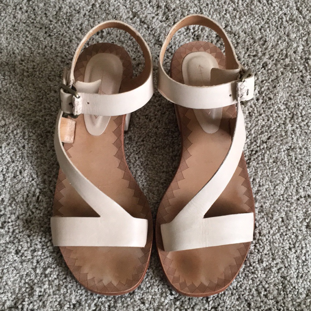 Free people nude/blush sandal